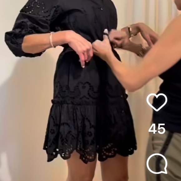 Gorgeous eyelet Black Cotton Skirt - Picture 9 of 9